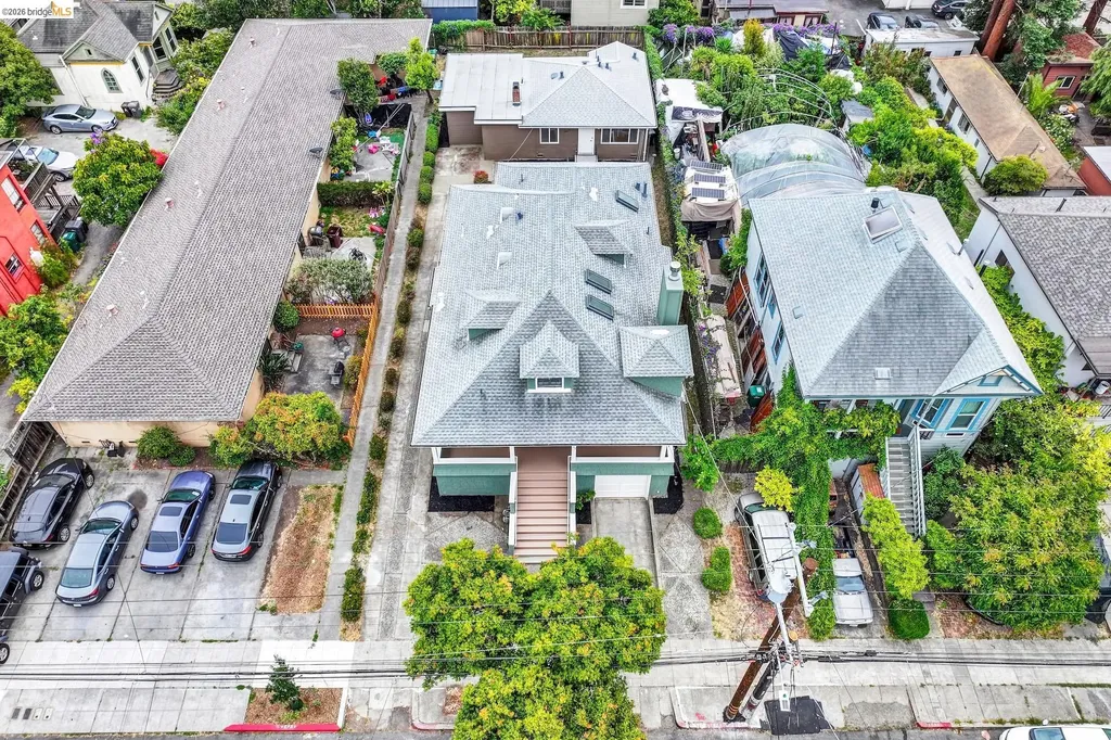 1043 47th Street Emeryville CA 94608