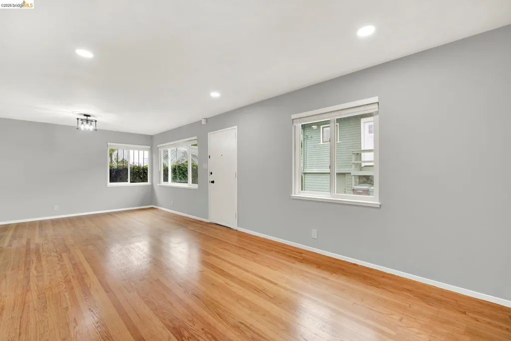 1043 47th Street Emeryville CA 94608
