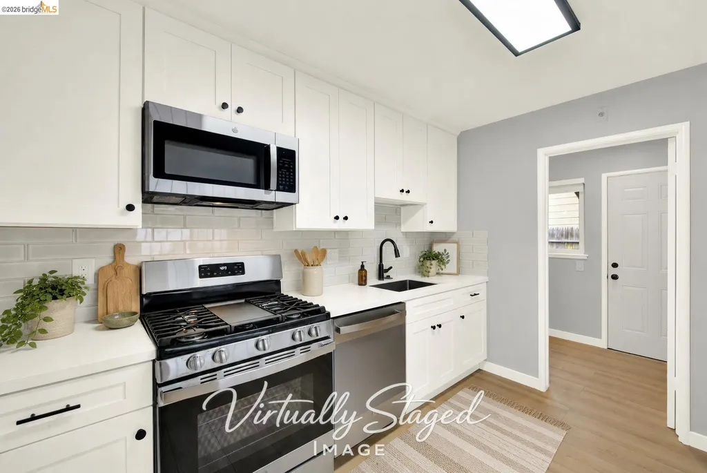 1043 47th Street Emeryville CA 94608