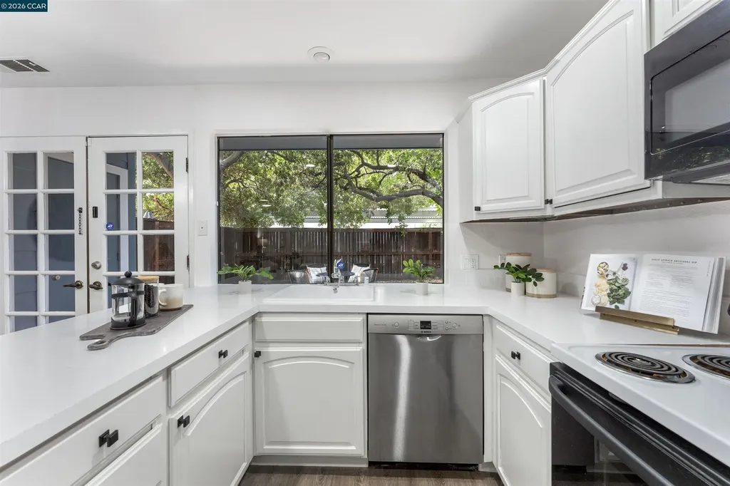 1343 Honey Trail Walnut Creek CA 94597