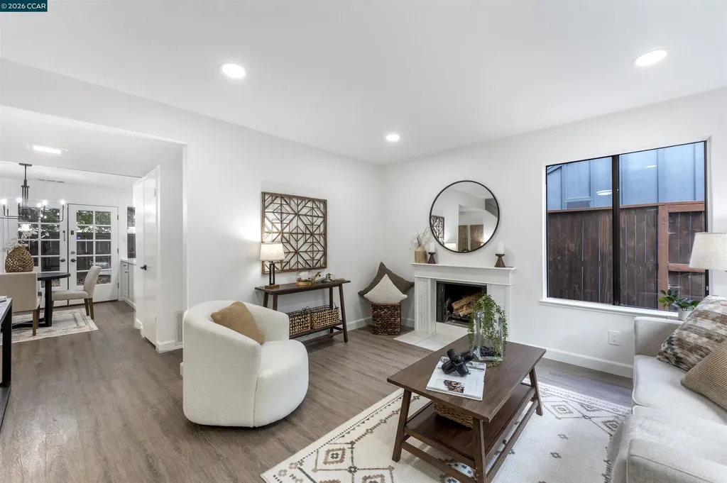 1343 Honey Trail Walnut Creek CA 94597