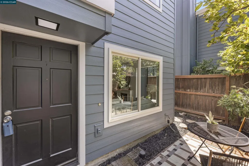 1343 Honey Trail Walnut Creek CA 94597