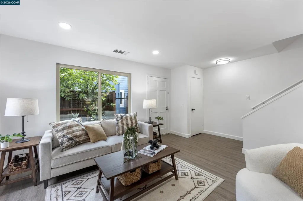 1343 Honey Trail Walnut Creek CA 94597