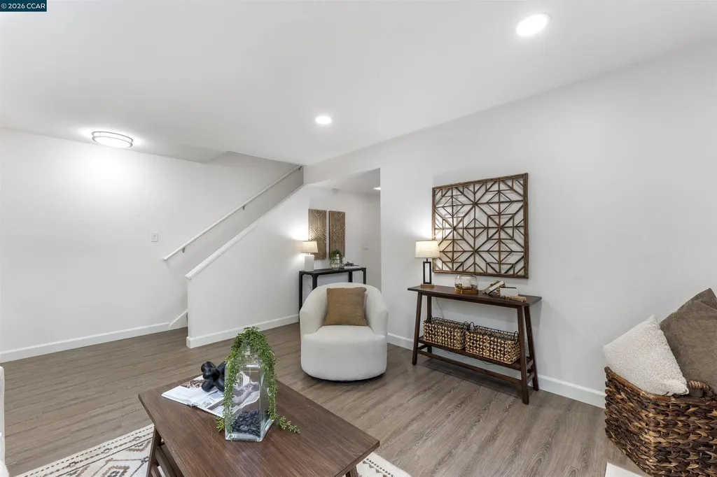 1343 Honey Trail Walnut Creek CA 94597