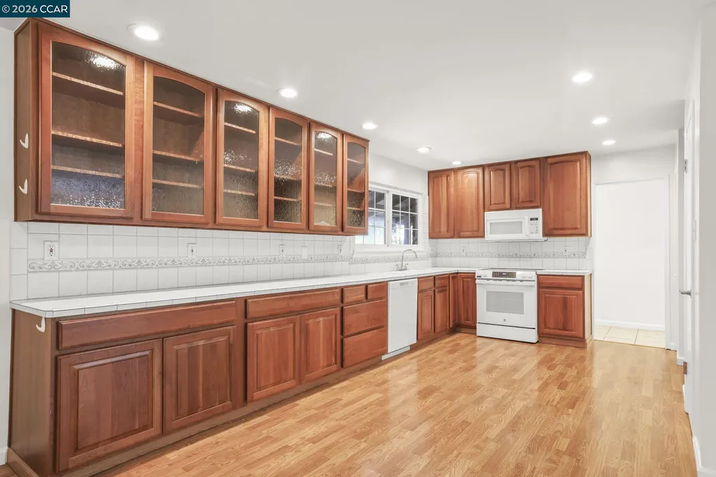 11 Xavier Place Clayton CA 94517