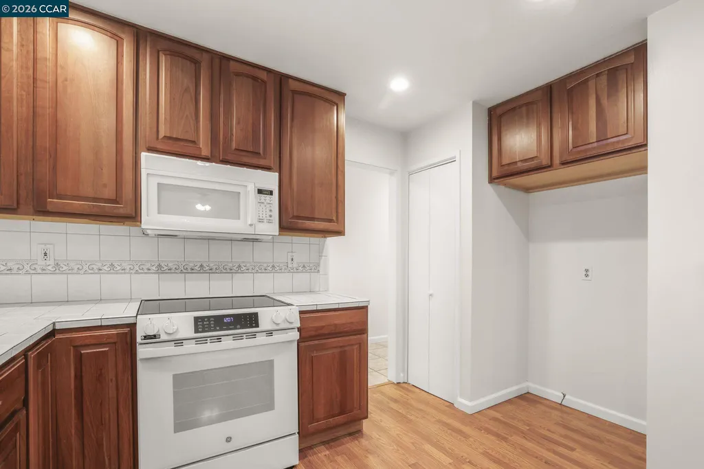 11 Xavier Place Clayton CA 94517