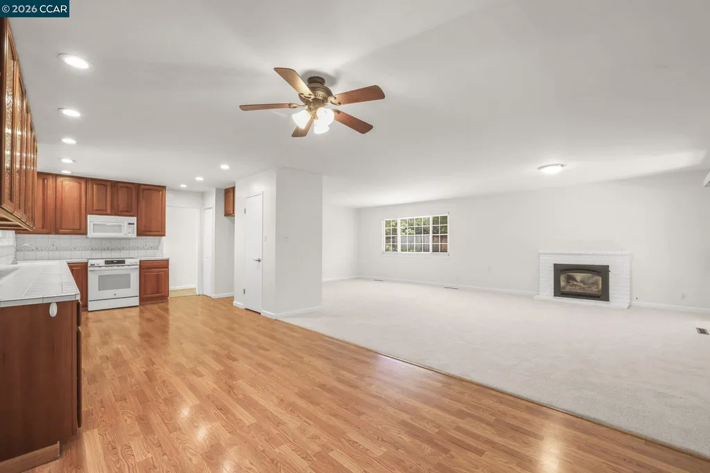 11 Xavier Place Clayton CA 94517