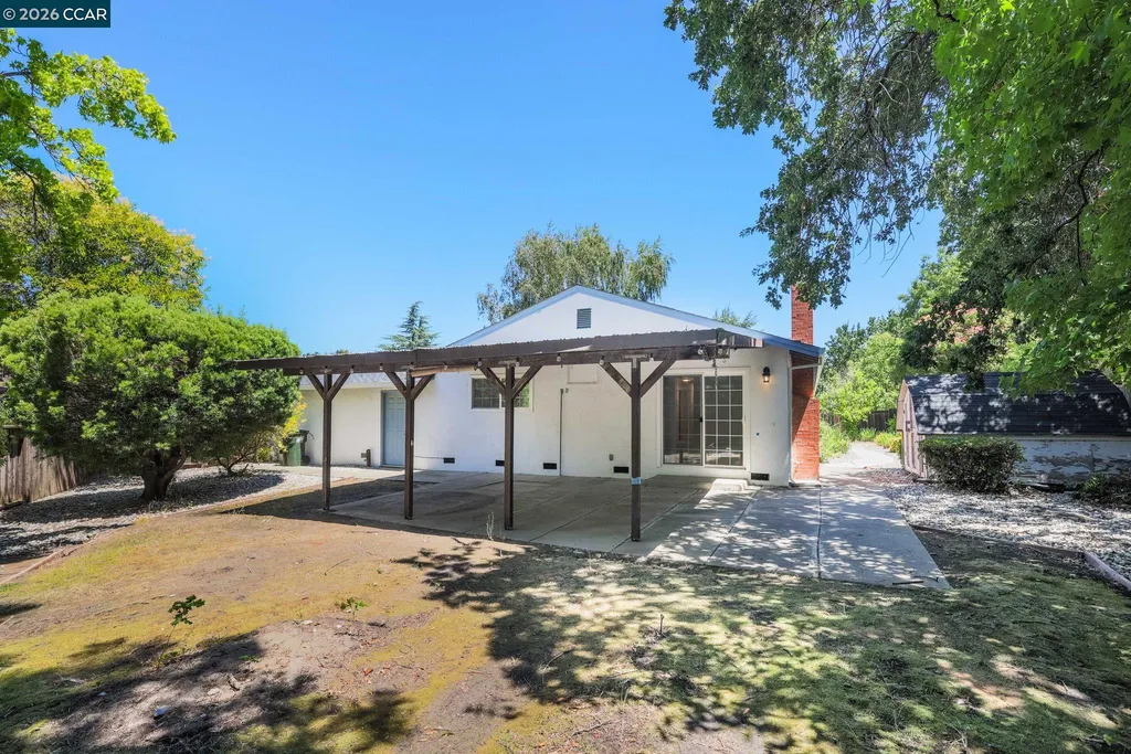 11 Xavier Place Clayton CA 94517