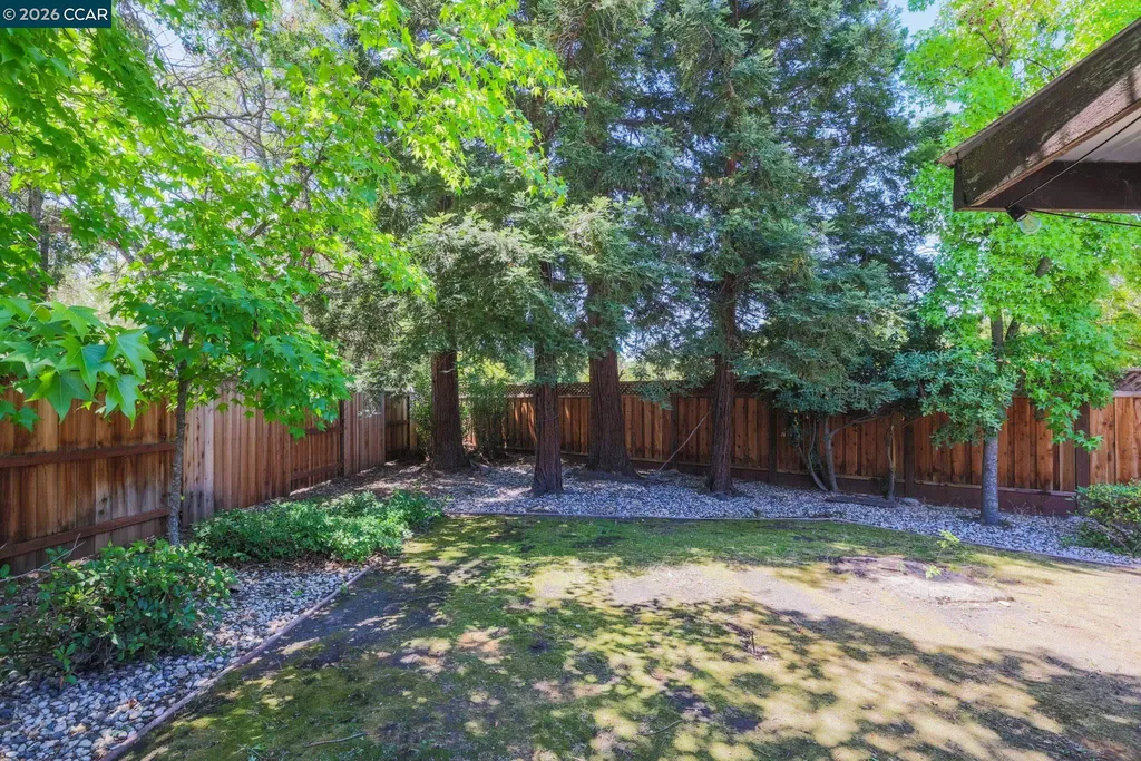 11 Xavier Place Clayton CA 94517