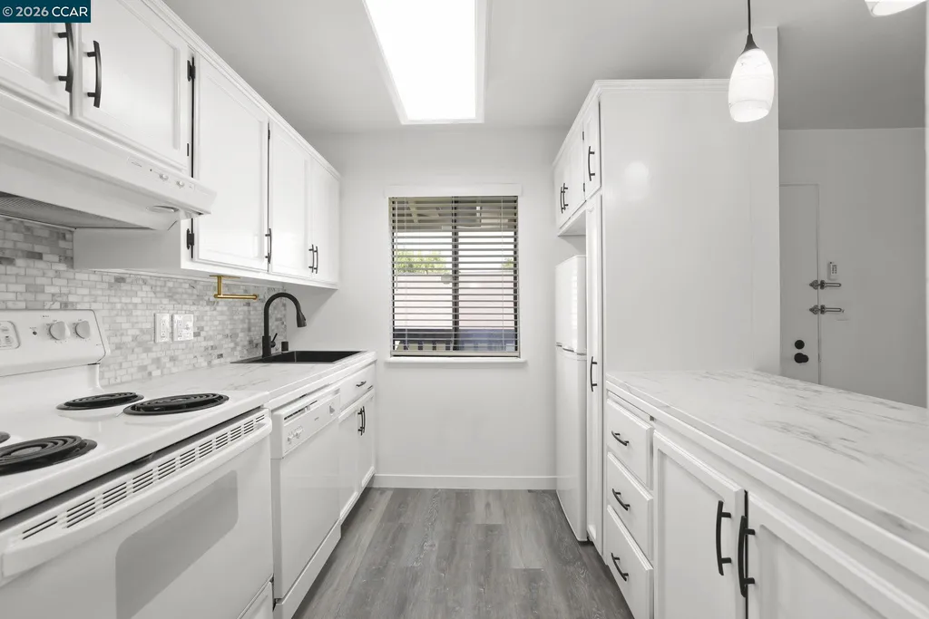 1437 Marchbanks Drive Walnut Creek CA 94598