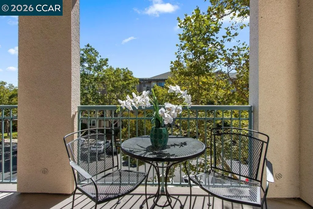 1840 Tice Creek Drive Walnut Creek CA 94595