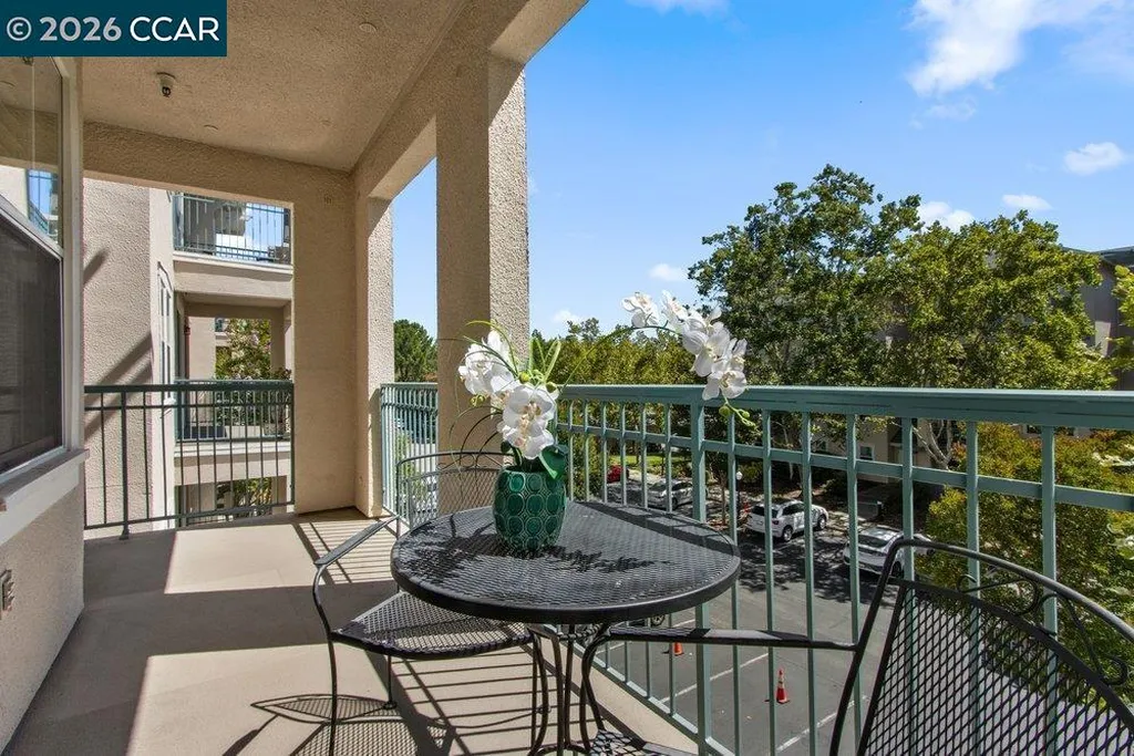 1840 Tice Creek Drive Walnut Creek CA 94595