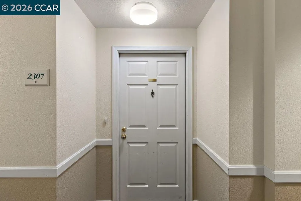 1840 Tice Creek Drive Walnut Creek CA 94595