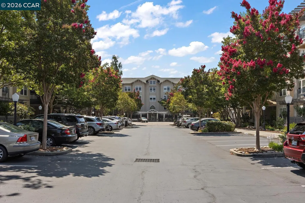 1840 Tice Creek Drive Walnut Creek CA 94595