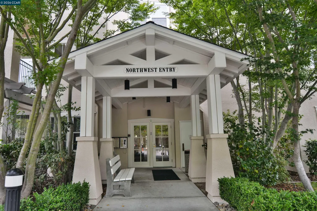 1840 Tice Creek Drive Walnut Creek CA 94595
