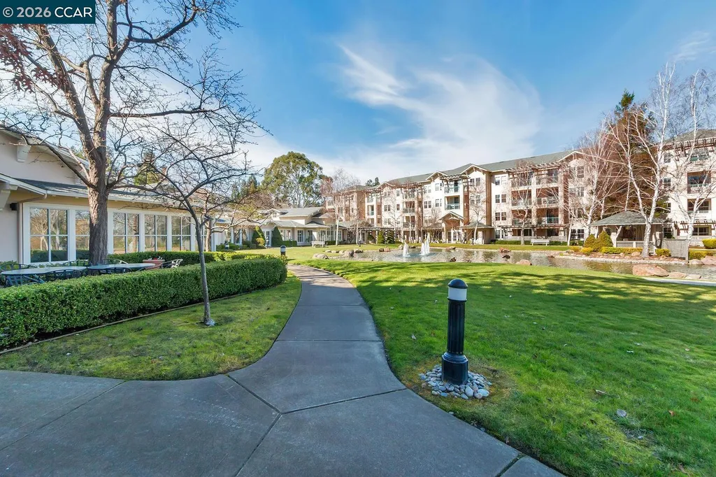 1840 Tice Creek Drive Walnut Creek CA 94595