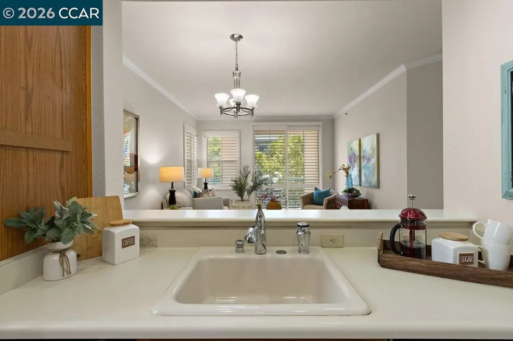 1840 Tice Creek Drive Walnut Creek CA 94595