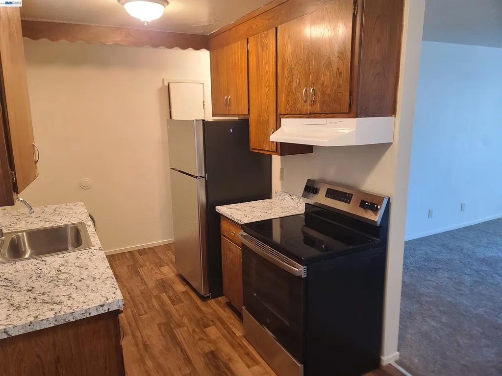 22759 Vermont Street Hayward CA 94541