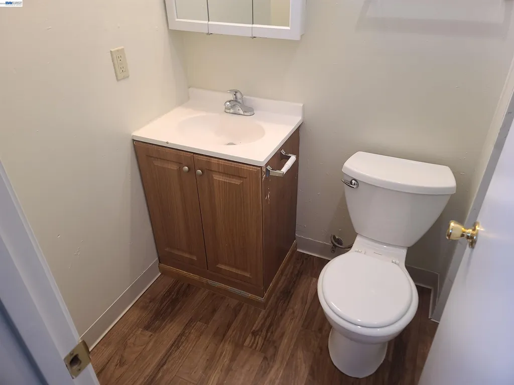 22759 Vermont Street Hayward CA 94541