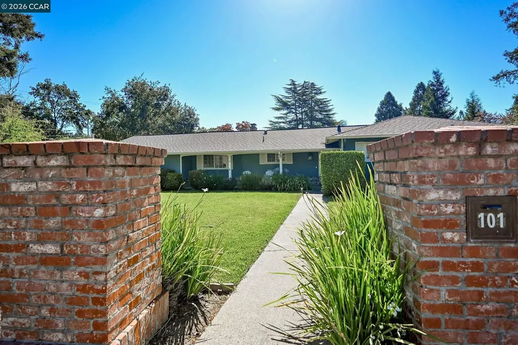 101 Camino Amigo Court Danville CA 94526