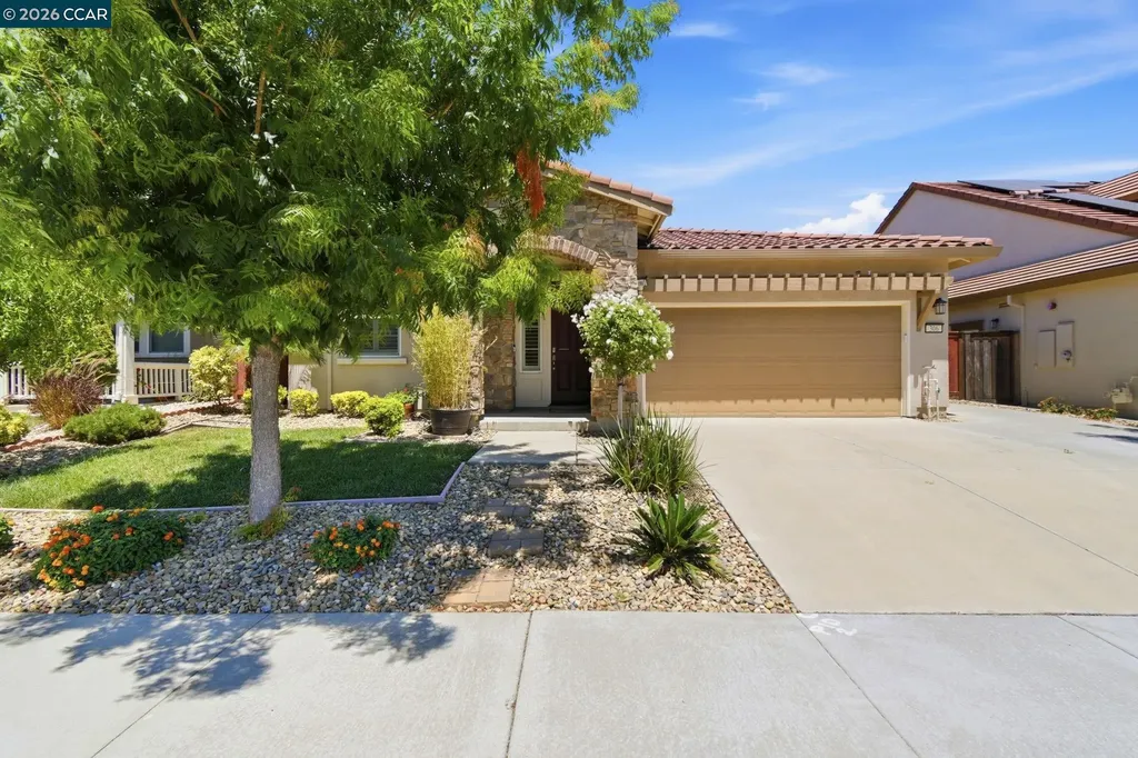 306 Crimson Circle Vacaville CA 95687