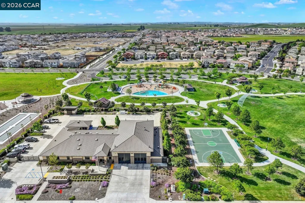 306 Crimson Circle Vacaville CA 95687