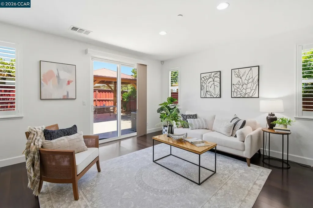 306 Crimson Circle Vacaville CA 95687