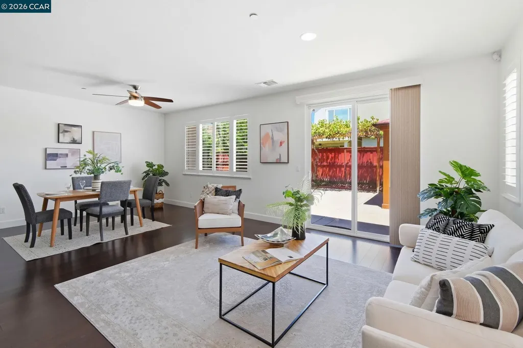 306 Crimson Circle Vacaville CA 95687