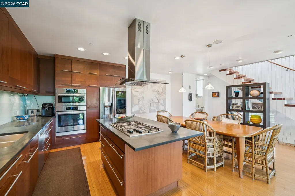 34 Underhill Road Orinda CA 94563
