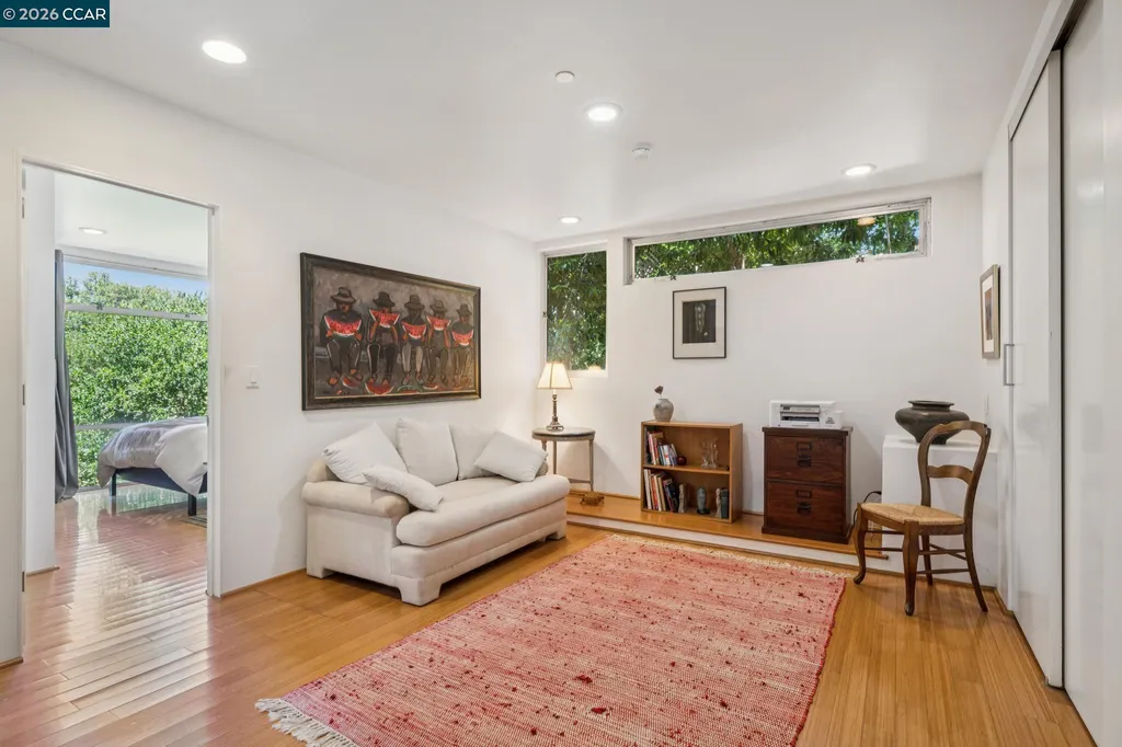 34 Underhill Road Orinda CA 94563