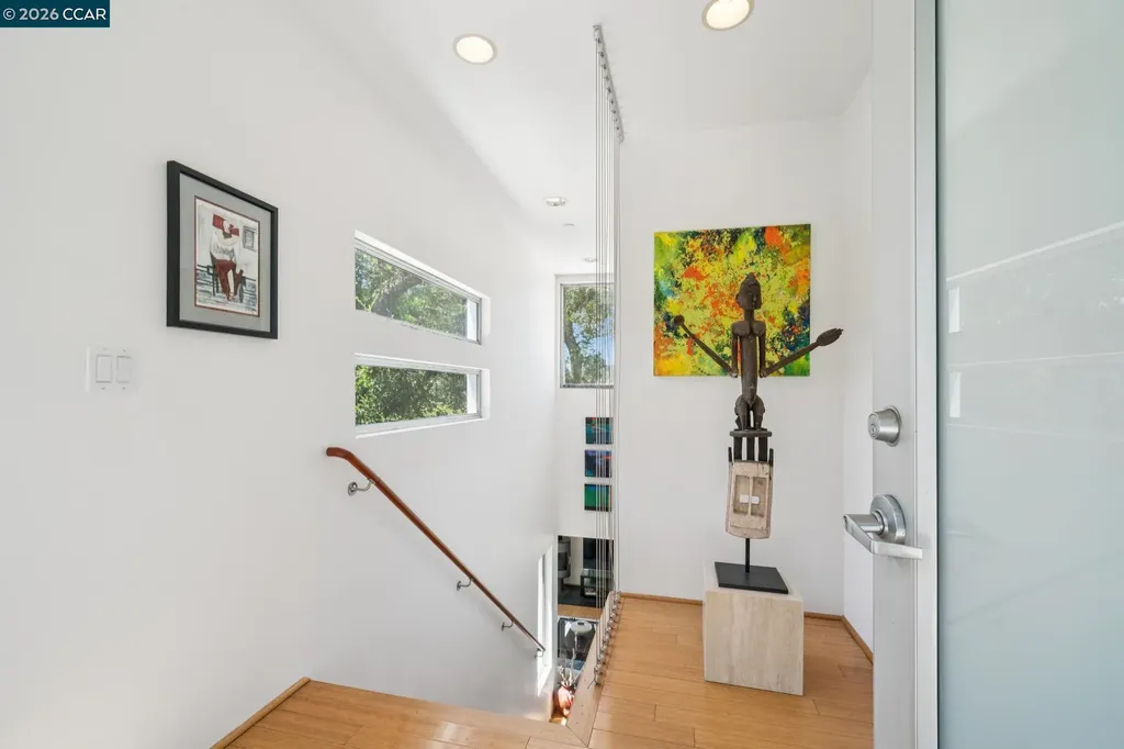 34 Underhill Road Orinda CA 94563