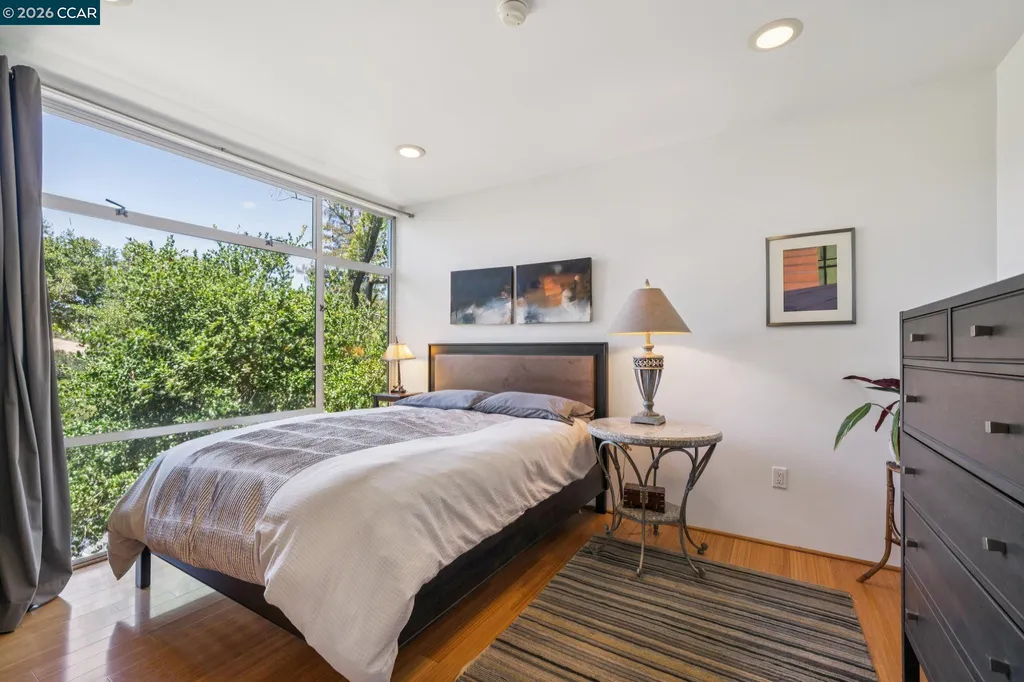 34 Underhill Road Orinda CA 94563
