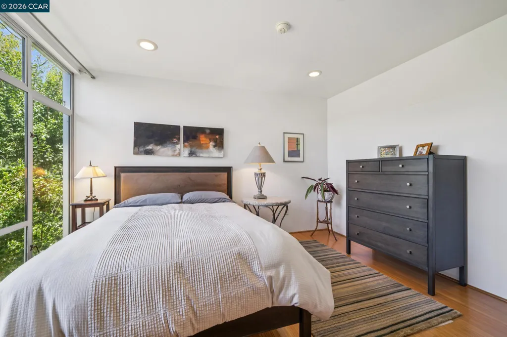 34 Underhill Road Orinda CA 94563