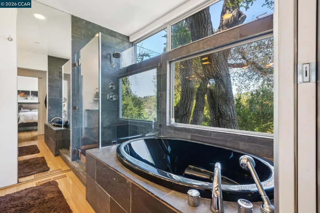 34 Underhill Road Orinda CA 94563