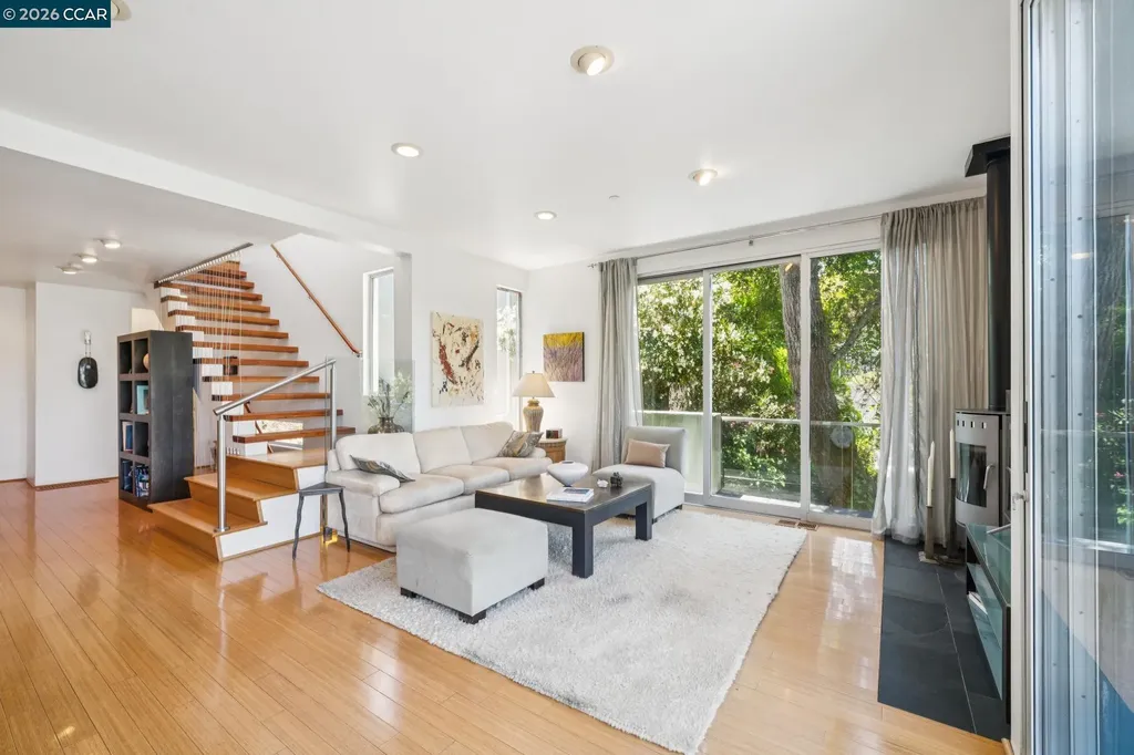 34 Underhill Road Orinda CA 94563