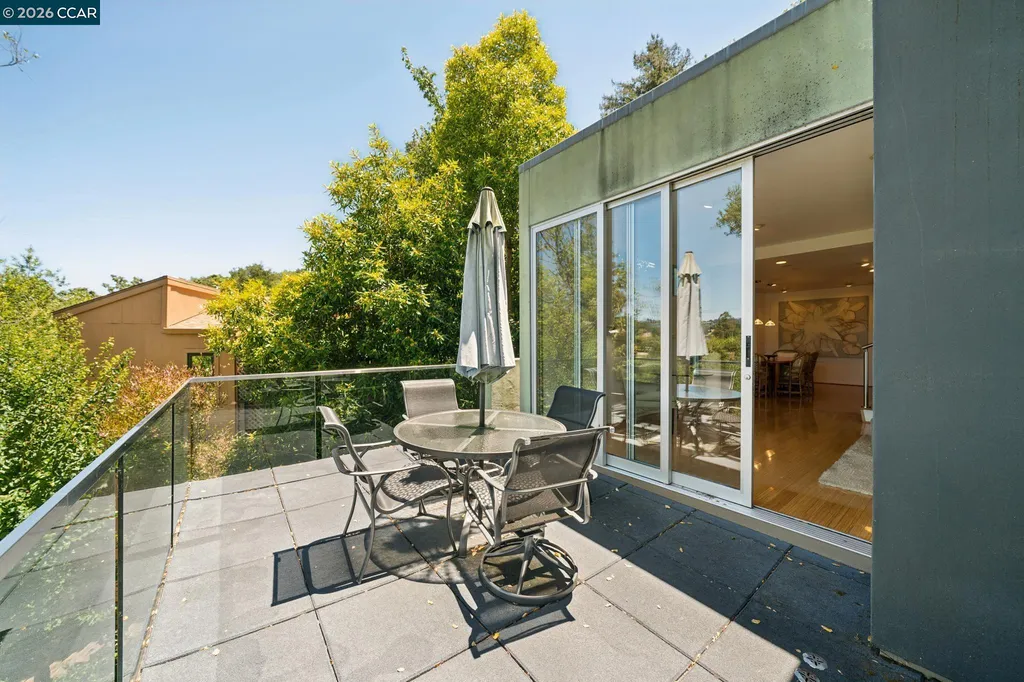 34 Underhill Road Orinda CA 94563