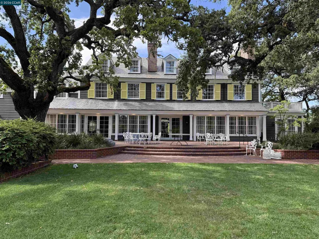 7 Haciendas Road Orinda CA 94563