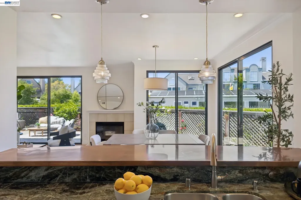 13 Regulus Court Alameda CA 94501