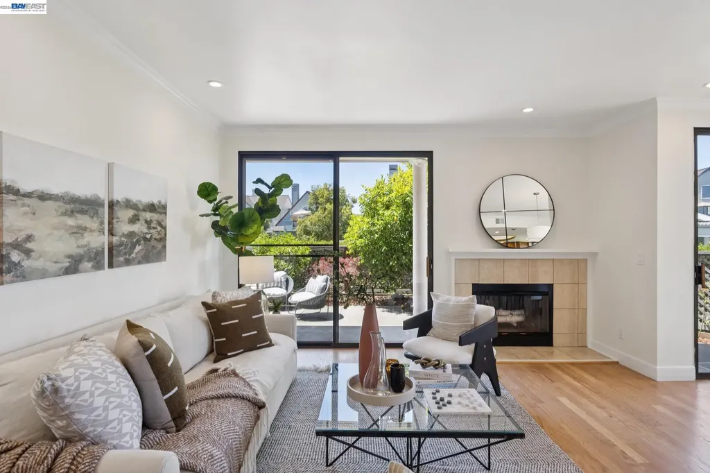 13 Regulus Court Alameda CA 94501