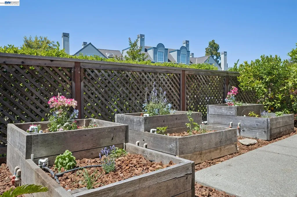13 Regulus Court Alameda CA 94501