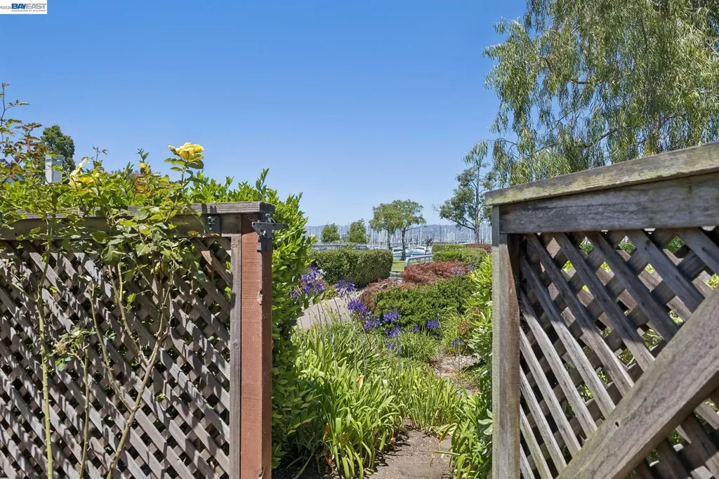 13 Regulus Court Alameda CA 94501