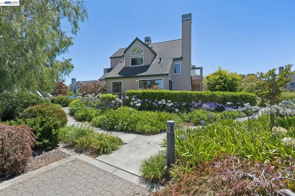 13 Regulus Court Alameda CA 94501