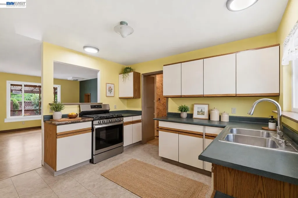 35533 Linda Drive Fremont CA 94536