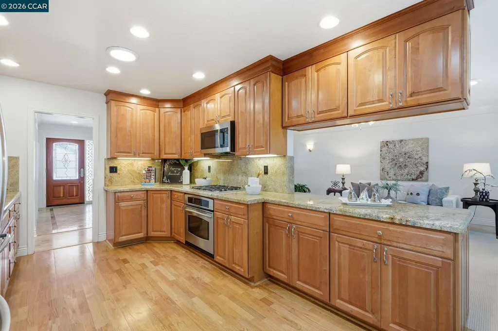 2334 Ramona Street Pinole CA 94564