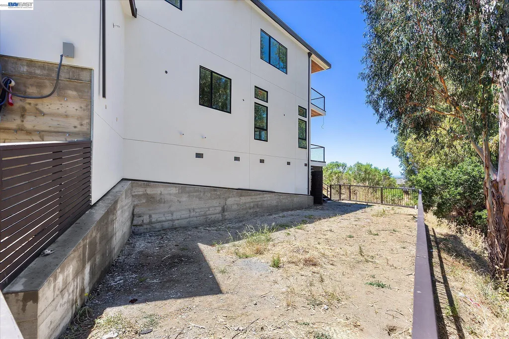 4980 Jensen Road Castro Valley CA 94552