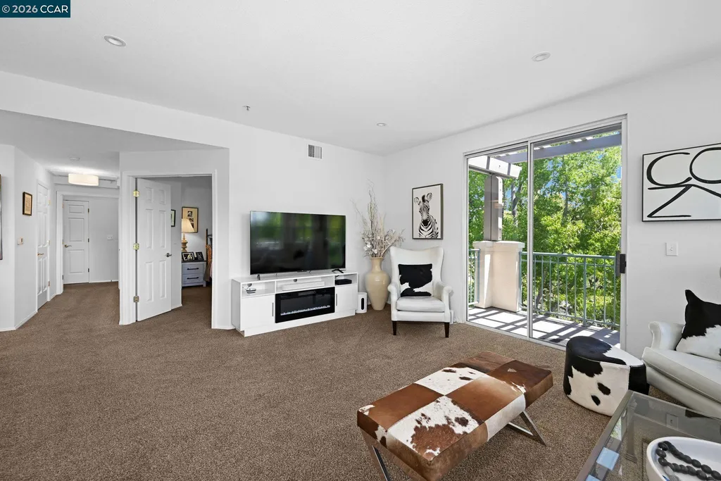 1860 Tice Creek Drive Walnut Creek CA 94595