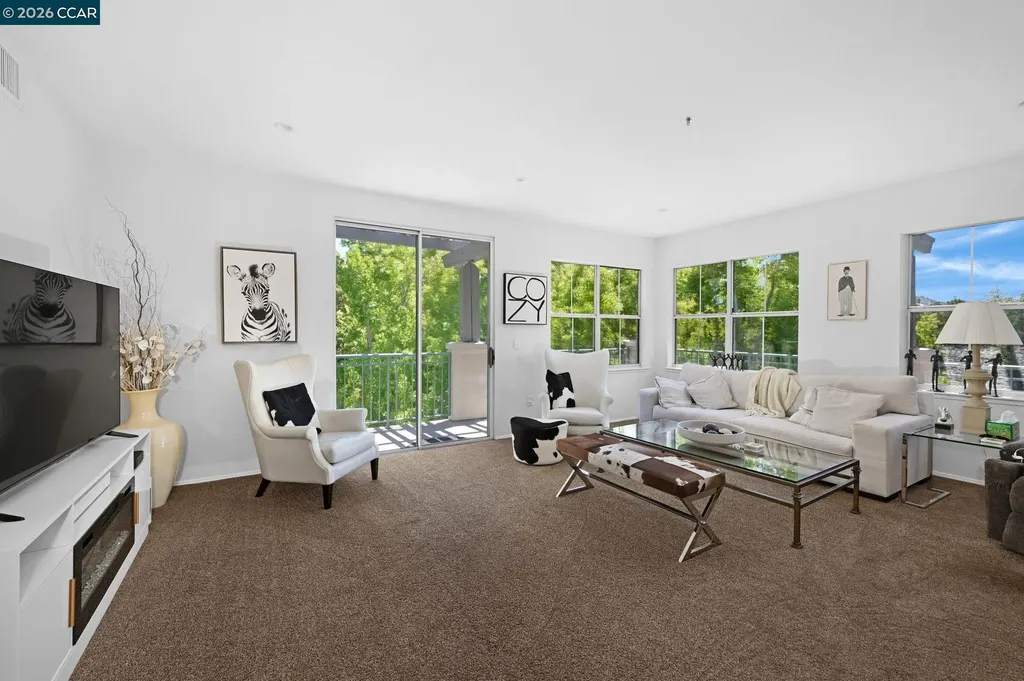 1860 Tice Creek Drive Walnut Creek CA 94595