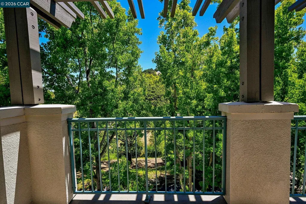 1860 Tice Creek Drive Walnut Creek CA 94595