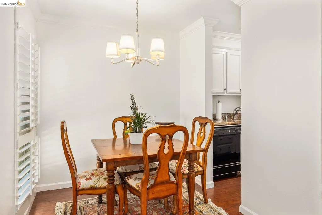 551 Jean Street Oakland CA 94610