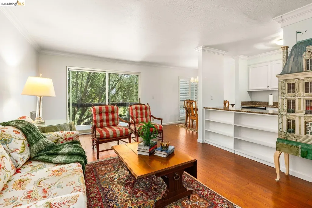 551 Jean Street Oakland CA 94610